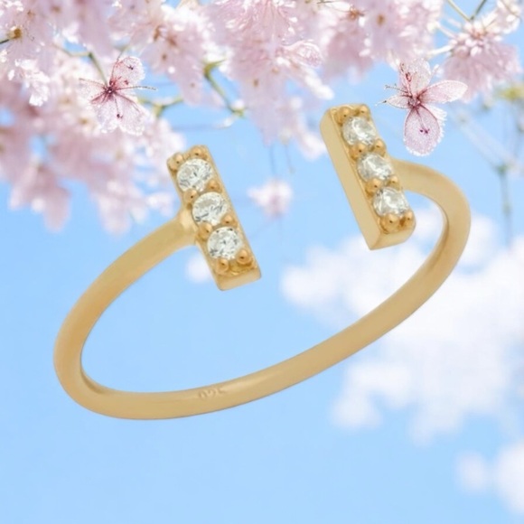 NWOT STERLING SILVER 18k Yellow Gold Plated CZ RING SIZE 7 Adjustable - Picture 8 of 16